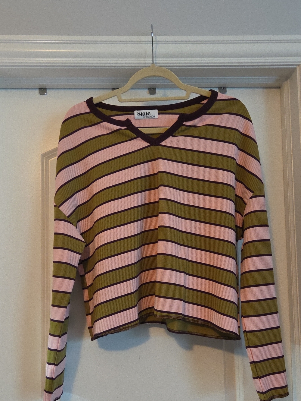 NWOT State Of Fashion Boutique Striped V-Neck Long Sleeve Waffle Knit Medium - Picture 4 of 8